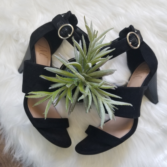 INC GAVI ADOREABLE BLACK SHOES - Picture 2 of 9